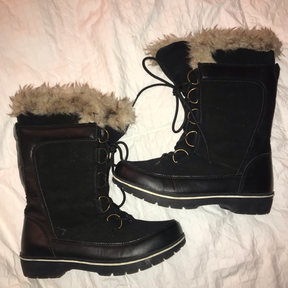 WINTER BOOTS W/FAUX FUR LINING